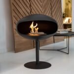 Ambiance cheminée Pedestal Cocoon Fires noir mat flamme décorative