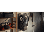 Vue du support mural pour robots 310 & 315 Husqvarna en plastique moulé