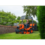 Détail du canal d'éjection et du plateau de coupe G261 LD KUBOTA
