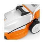 Tondeuse électrique RME 235 STIHL roues avec roulements à billes