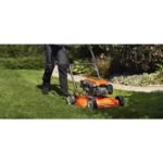 Tondeuse mulching LB 246E Husqvarna prête à lemploi en extérieur