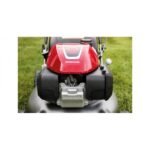 Vue rapprochée moteur GCVx de la tondeuse IZY HRG466SKEH Honda