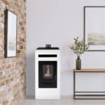 Vue latérale Poêle Cayenne 14 kW autonomie 29 heures réservoir 23 kg